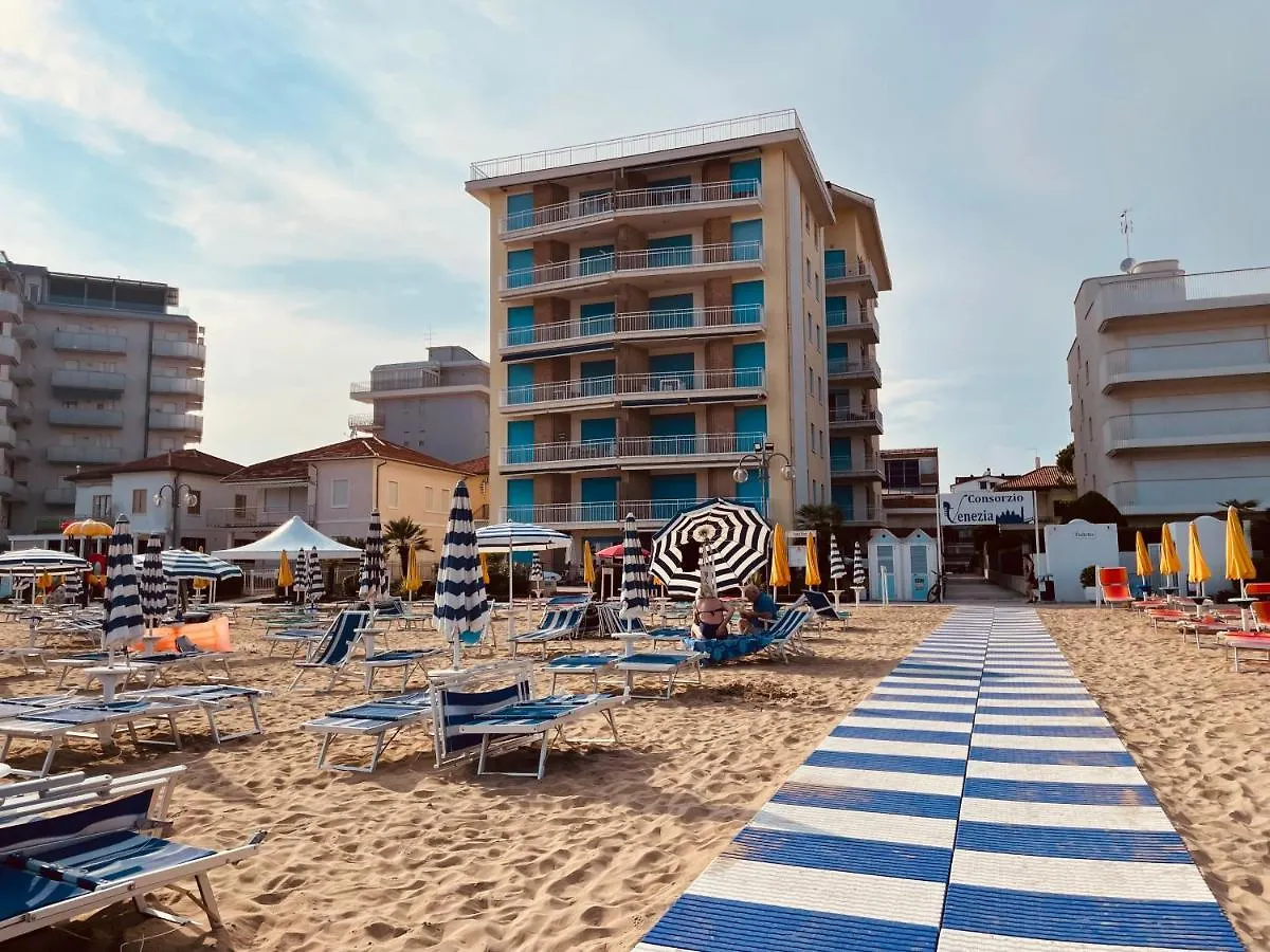 Appartamento Cima - Vista Mare, 3 Camere, Wifi, Family Apartment Lido di Jesolo